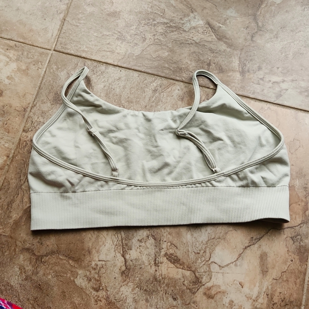 SKIMS Ribbed Bralette - Picture 2 of 3